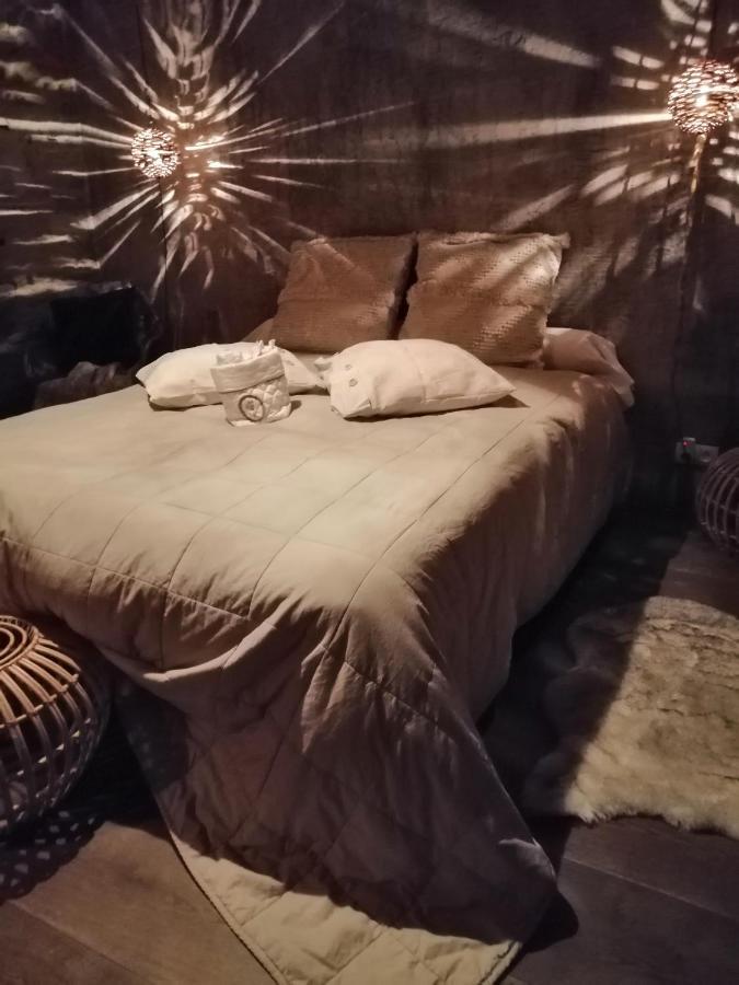 Le Hangar Des Voyageurs Petit-Halleux Luaran gambar